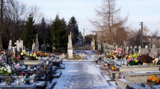 2016.12.24 - Wigilia, cmentarz parafialny w Grabowcu