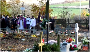 2009.11.01 Święto zmarłych (Cmentarz parafialny w Grabowcu) 