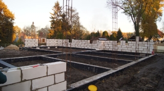 2015.11.18 - Budowa budynku gospodarczego i kaplicy