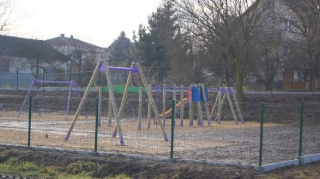 Plac przy ul. Wojsławskiej_12
